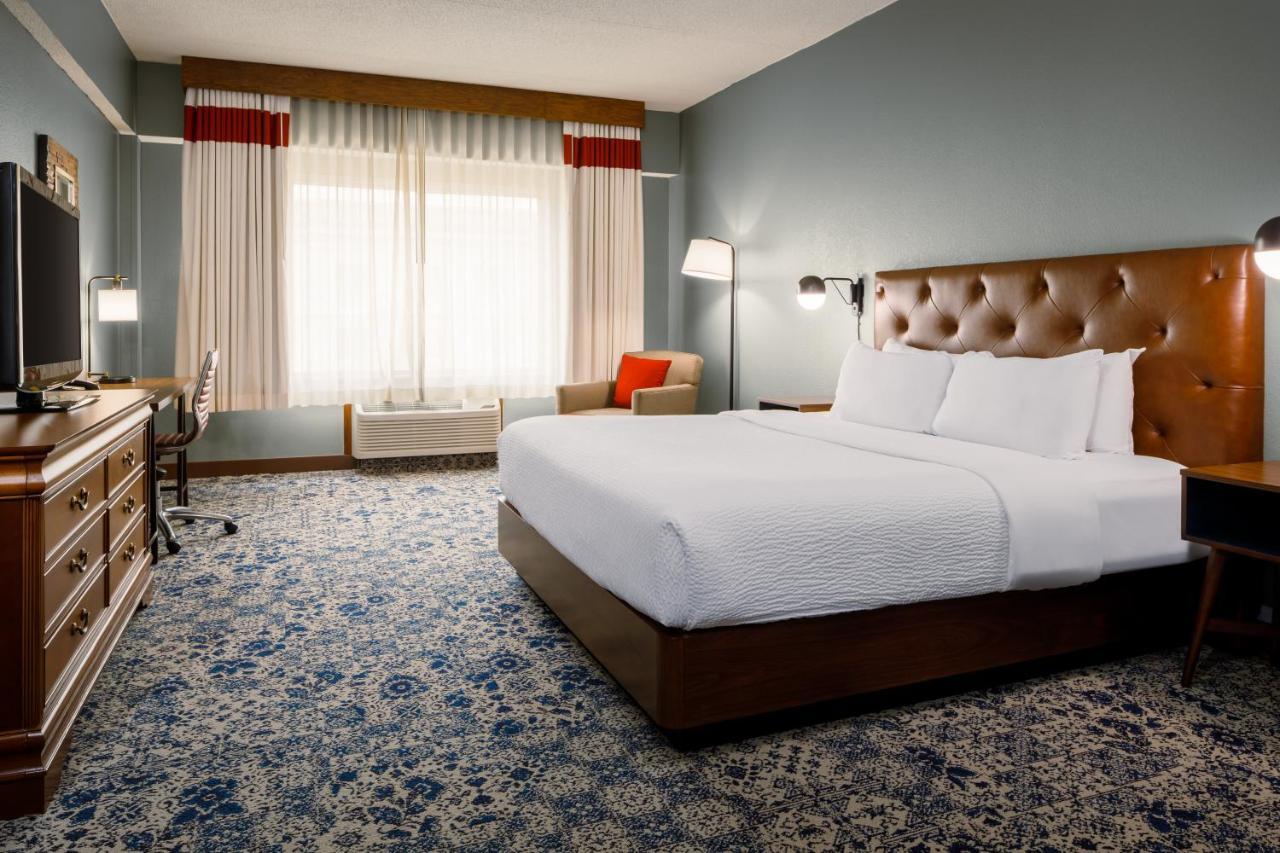 Four Points By Sheraton Louisville Airport Esterno foto
