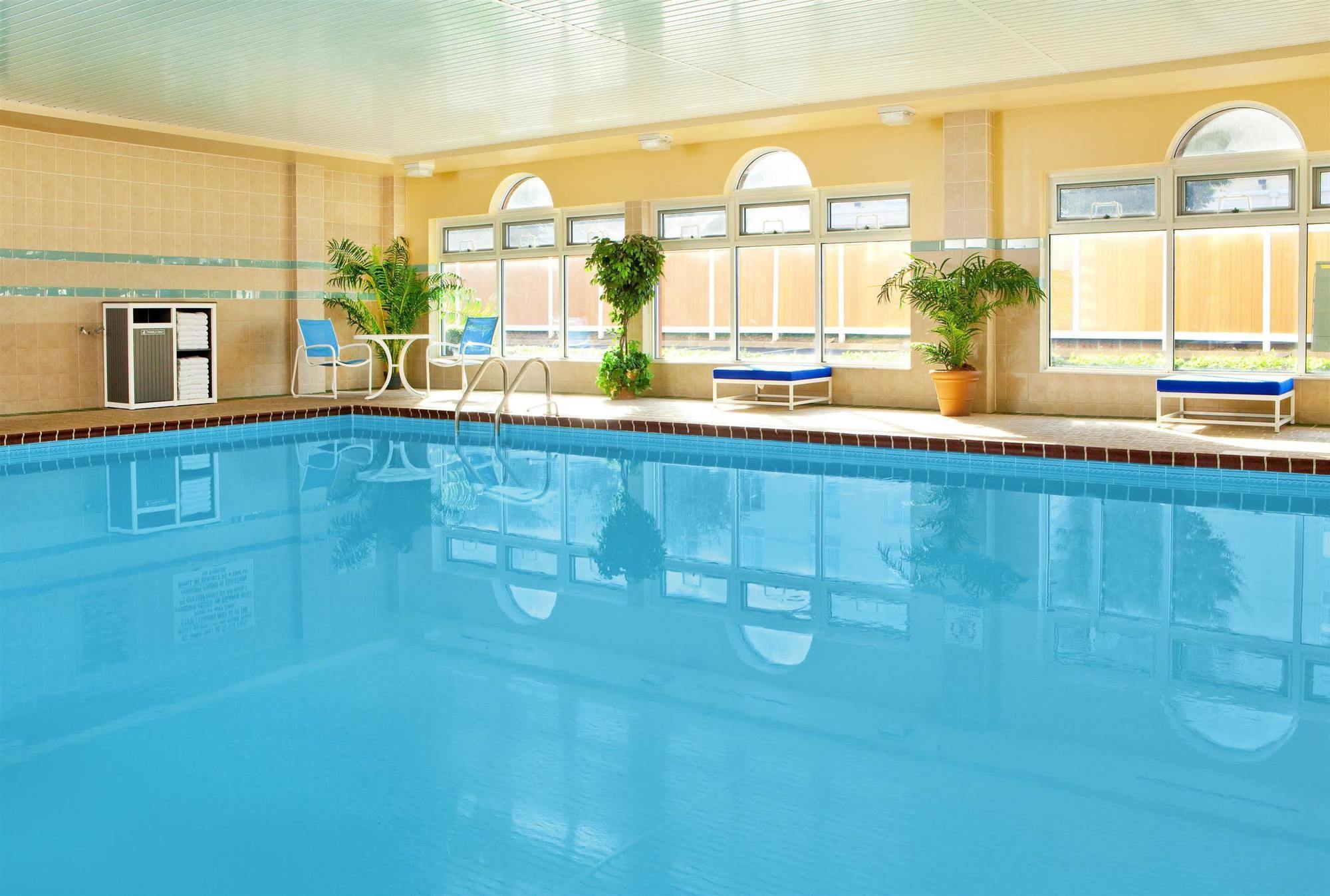 Four Points By Sheraton Louisville Airport Esterno foto