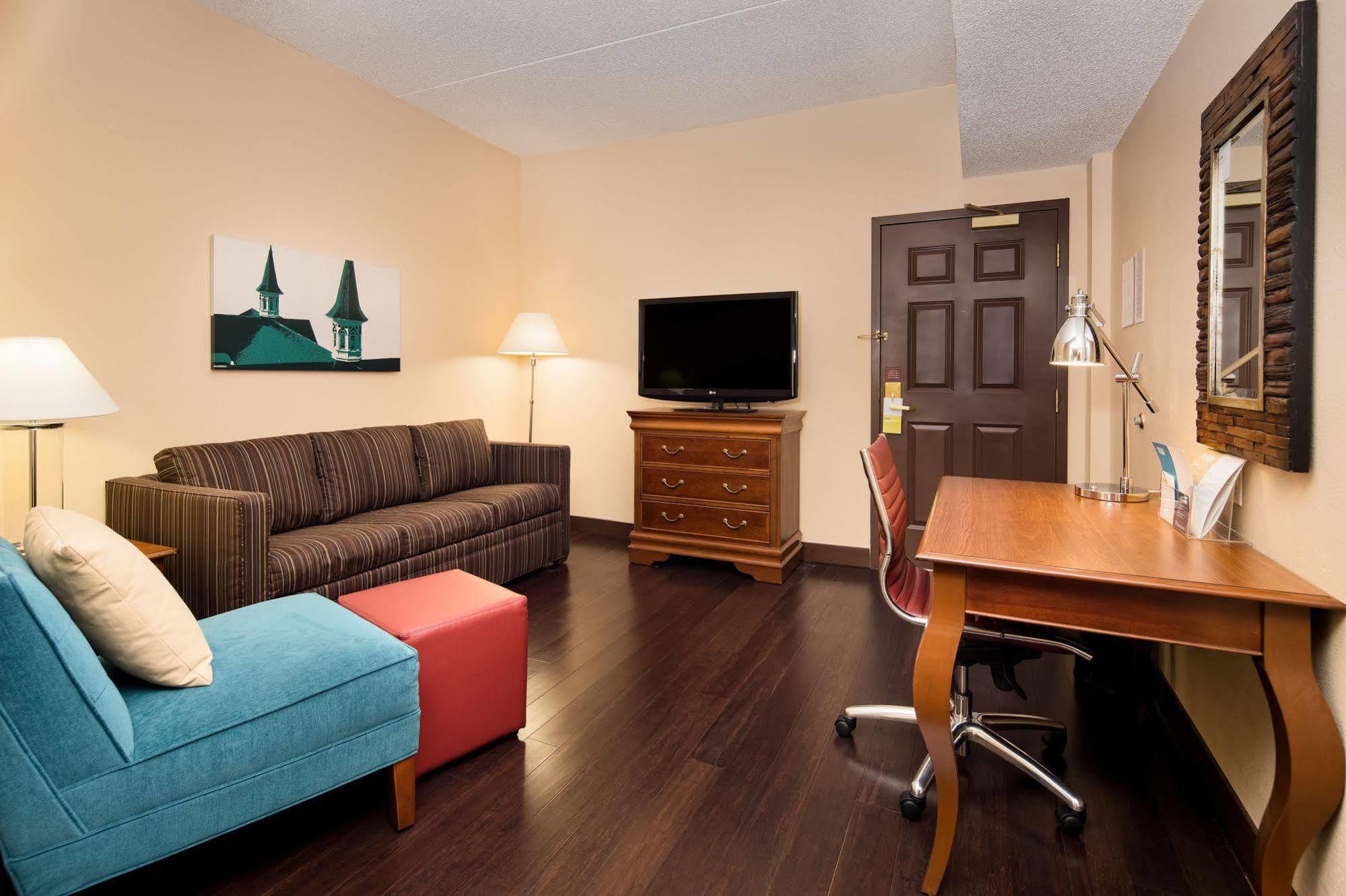 Four Points By Sheraton Louisville Airport Esterno foto