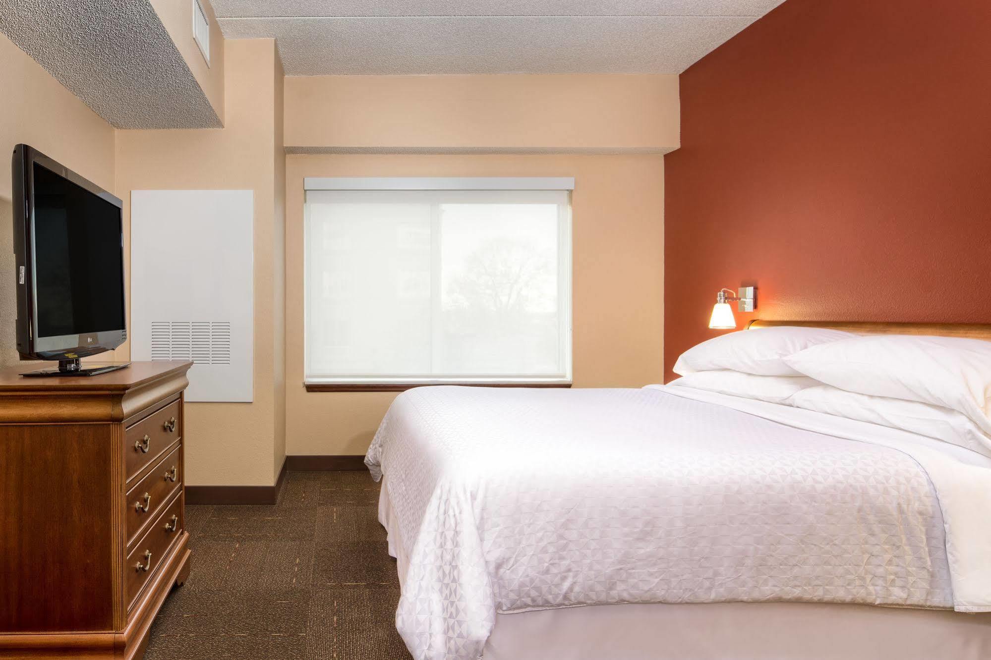 Four Points By Sheraton Louisville Airport Esterno foto